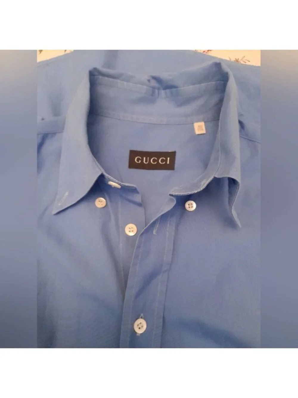 Gucci brand color